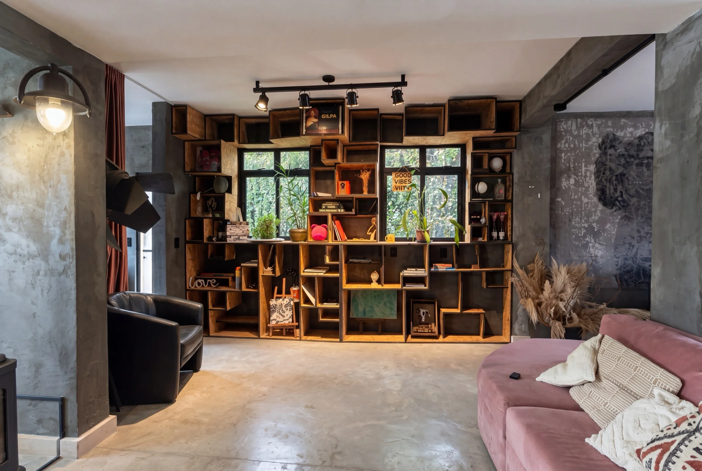 Cinematic House Jurerê - Living Room with Cube Shelves
